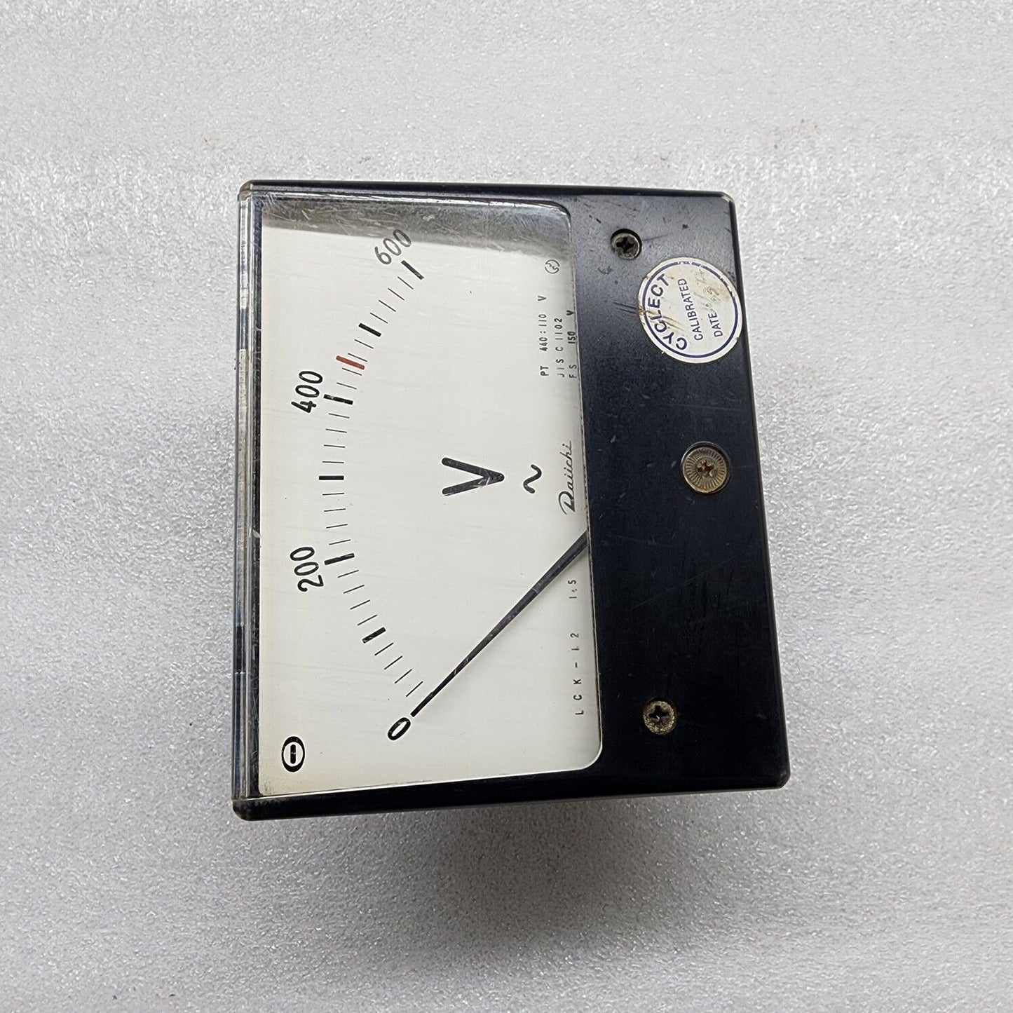 DAIICHI LCK-12 VOLT METER PT 440:110V