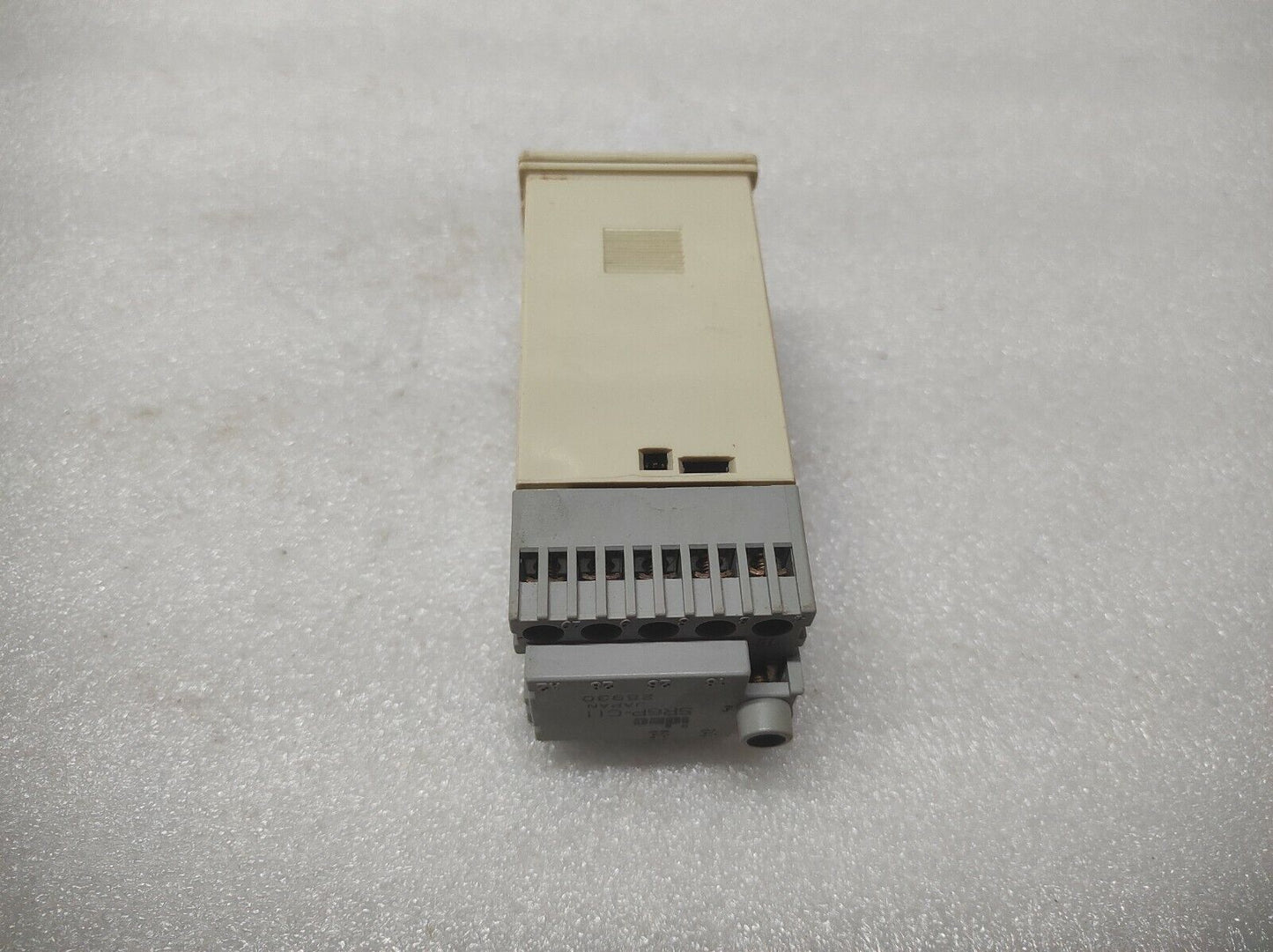 FUJI ELECTRIC PZY4 TEMPERATURE CONTROLLER 85-265V