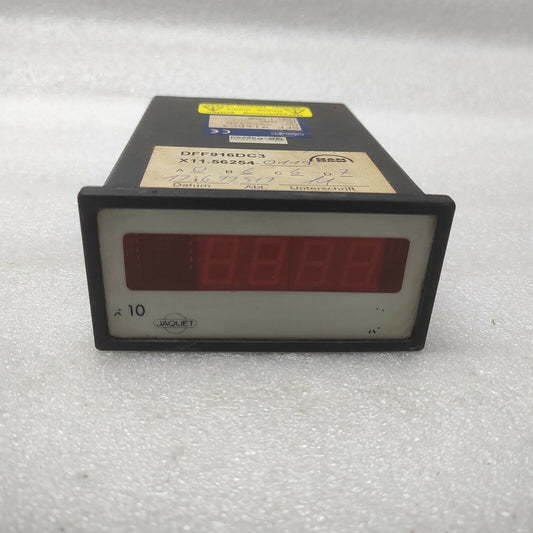 JAQUET DFF916DC3 DIGITAL DISPLAY TACHOMETER MAN B&W