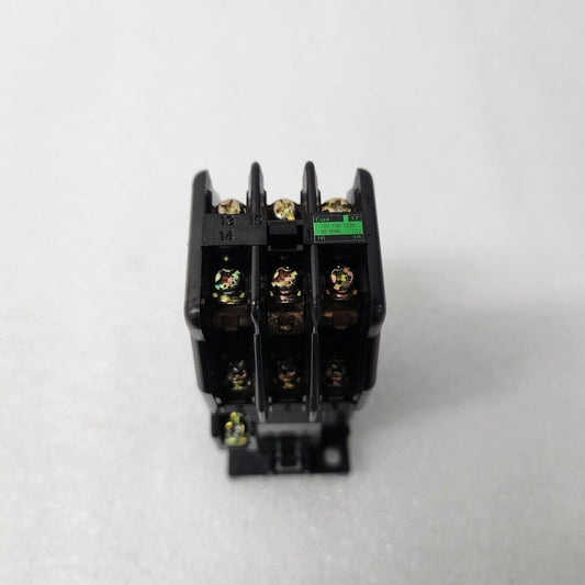 FUJI ELECTRIC SRC50-2U/X (4A2B) MAGNETIC COTNACTOR COIL VOLTAGE 110V