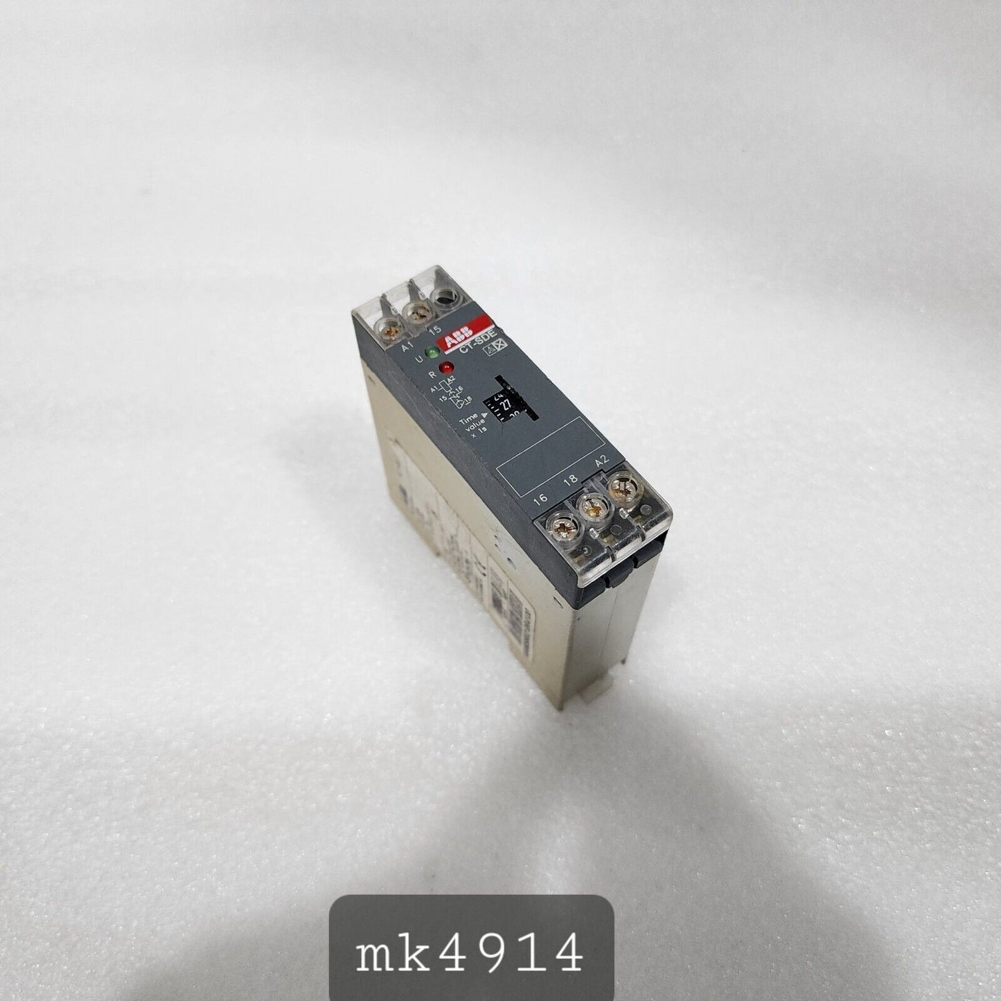 ABB CT-SDE STAR DELTA TIME RELAY 1SVR550210R4100 110-130VAC