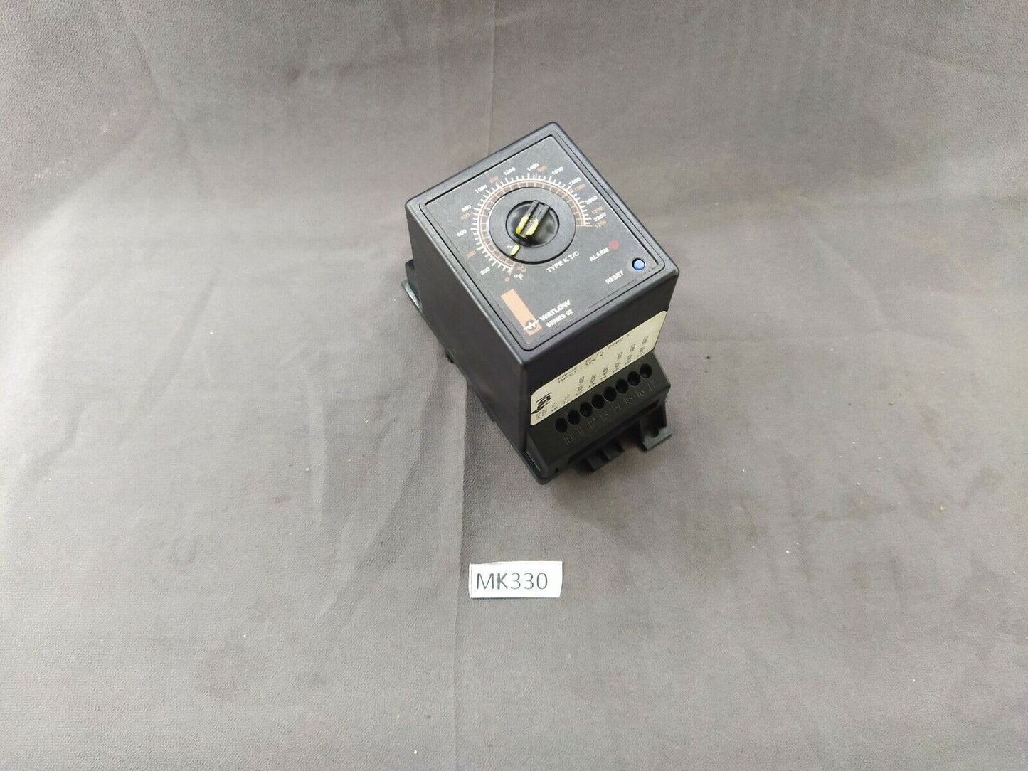 Watlow 92B3-1DK1-0000 Series 92 TYPE K T/C 240 VAC Temperature Controller