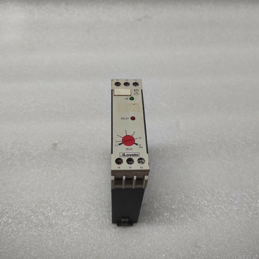 LOVATO AT112M110 ON DELAY TIMER 110-127VAC/24VAC-DC AT1 12M 110