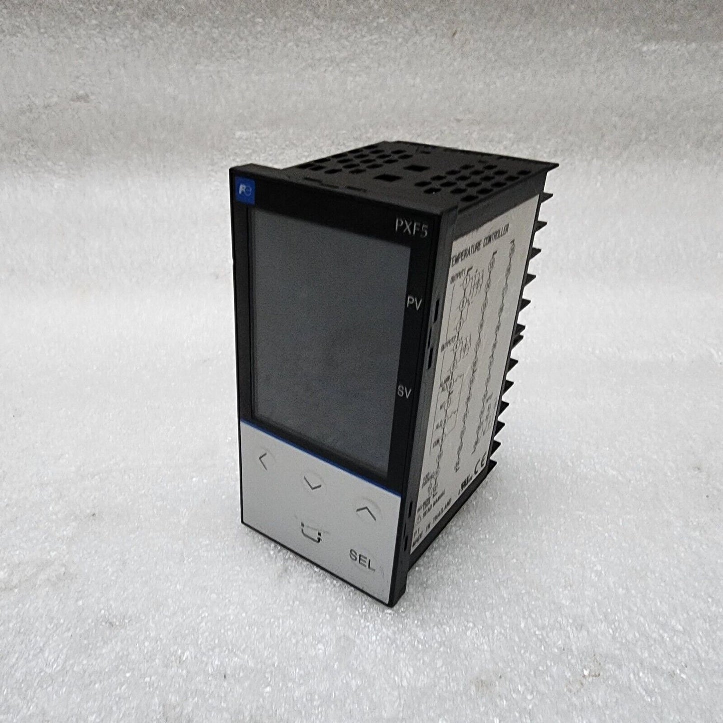FUJI ELECTRIC PXF5ABA2-FVY00-P TEMPERATURE CONTROLLER 100-240VAC