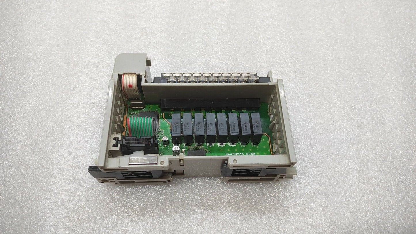 ALLEN BRADLEY CAT 1769-OW8I COMPACT I/O MODULE 