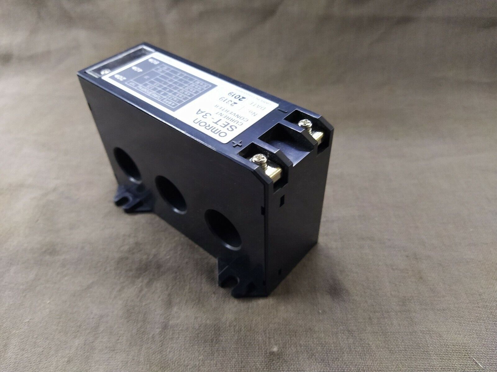 Omron SET-3A Current Converter 1-80A