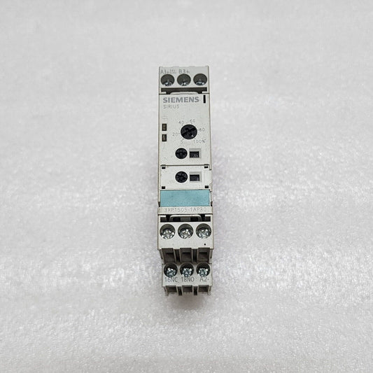 SIEMENS 3RP1505-1AP30 MULTI-FUNCTION TIMER RELAY