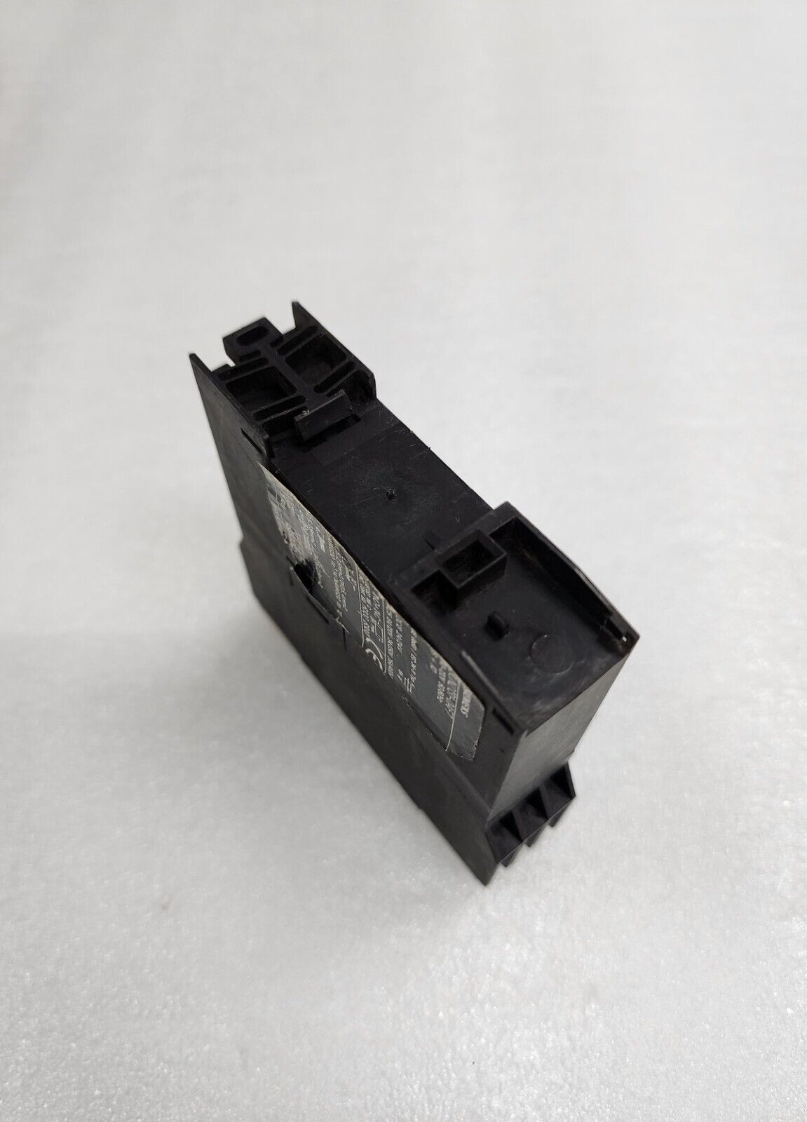 SIEMENS 3UN2131-0AF7 THERMISTOR RELAY 110-120V