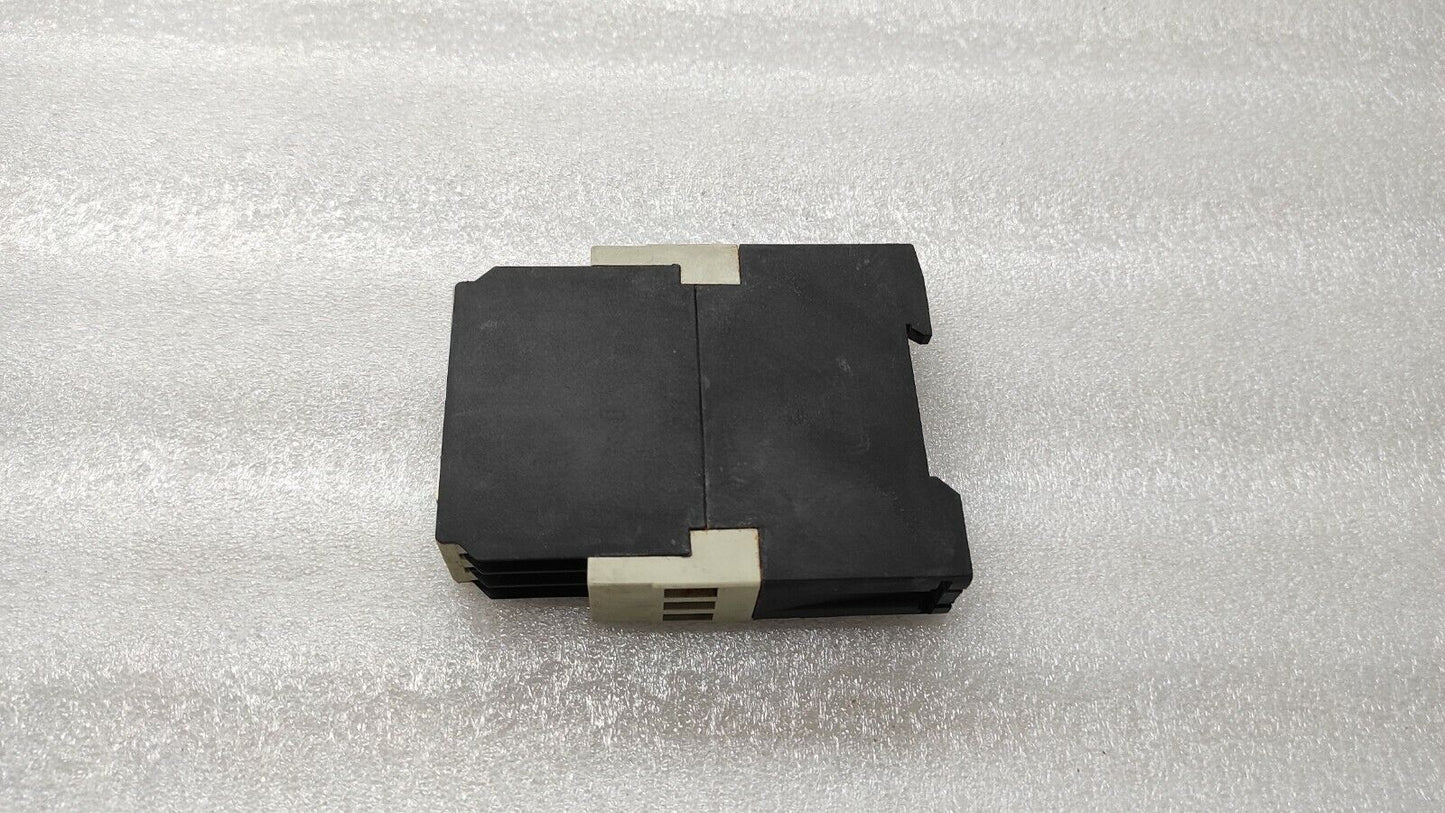 ENTRELEC SCHIELE ERS TIMETRON ON DELAY TIMER 2.430.103.02 110-240VAC / 24V AC-DC