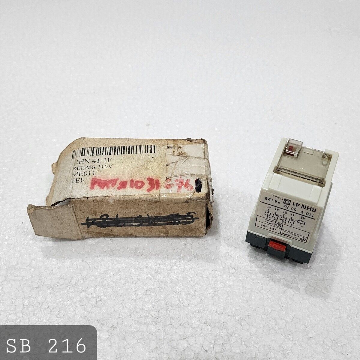 RHN 41 PLUG IN RELAY 110V