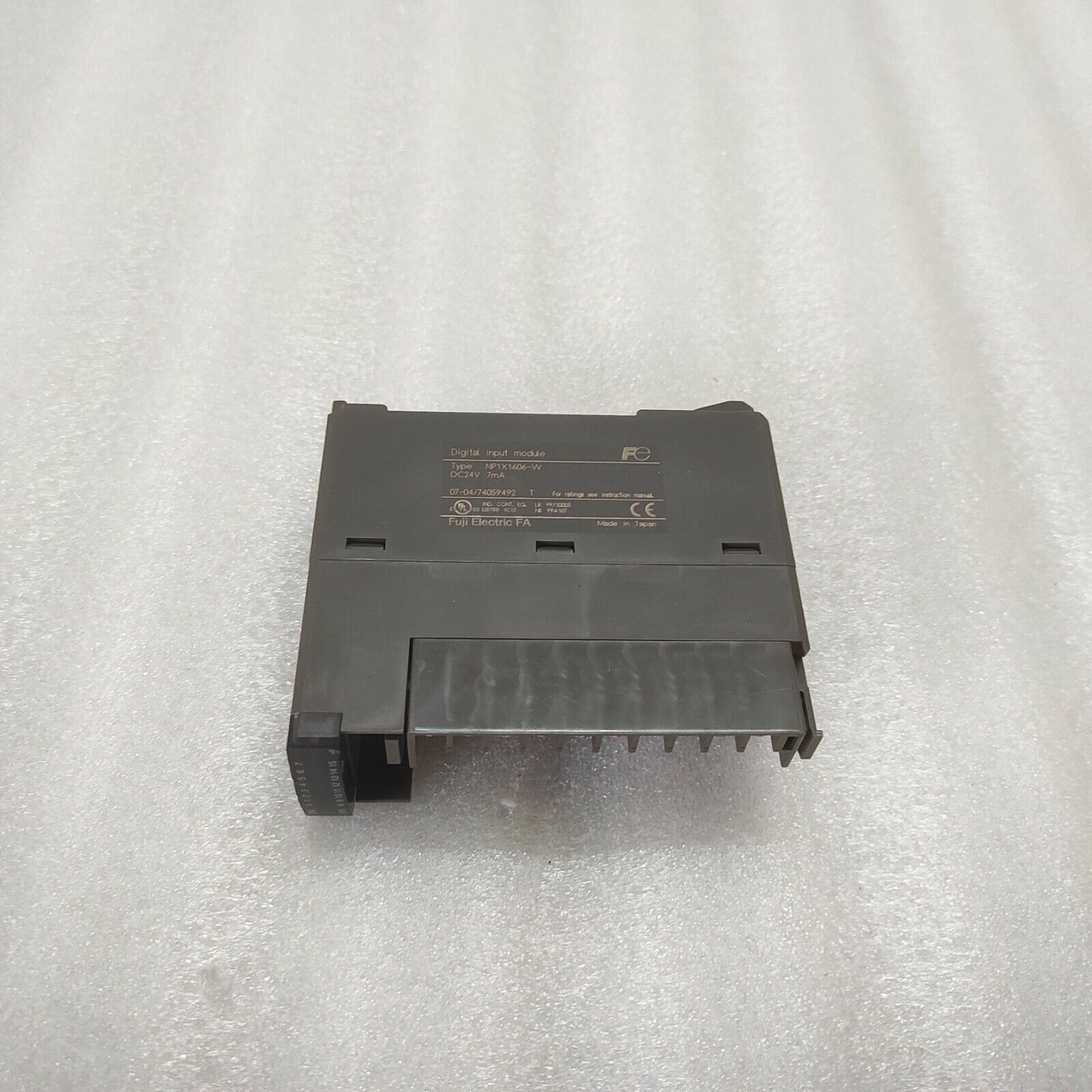 FUJI ELECTRIC NP1X1606-W DIGITAL INPUT MODULE NP1X1606W