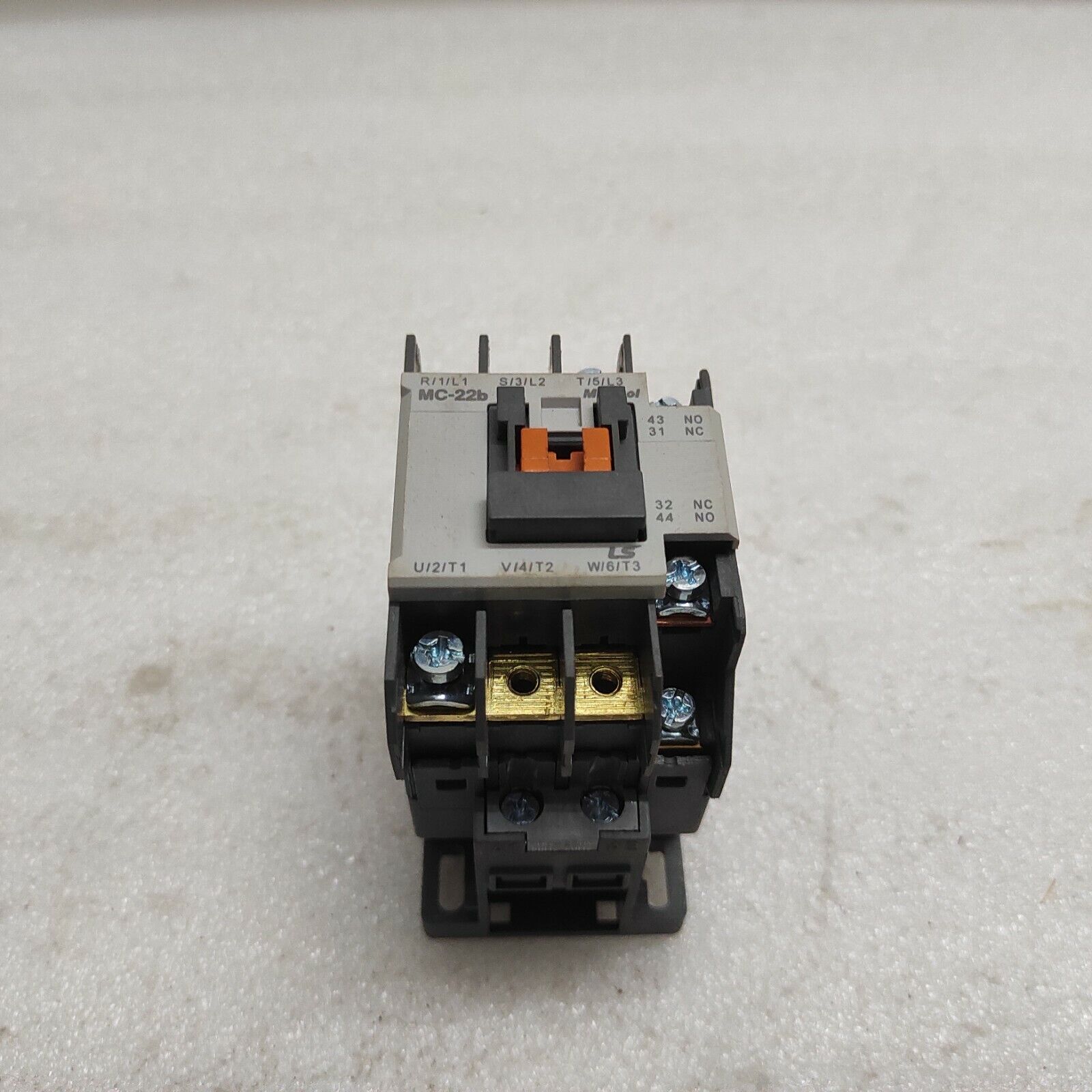 LS ELECTRIC MC-22B MAGNETIC CONTACTOR 22A COIL VOLTAGE 200-220V