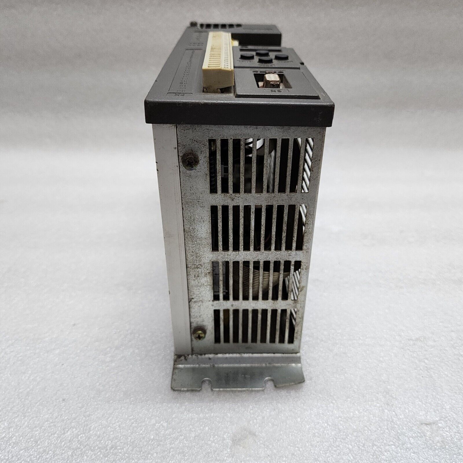 KEB 07.F0.R01-1228 FREQUENCY INVERTER 0.75KW   KARL E BRINKMANN