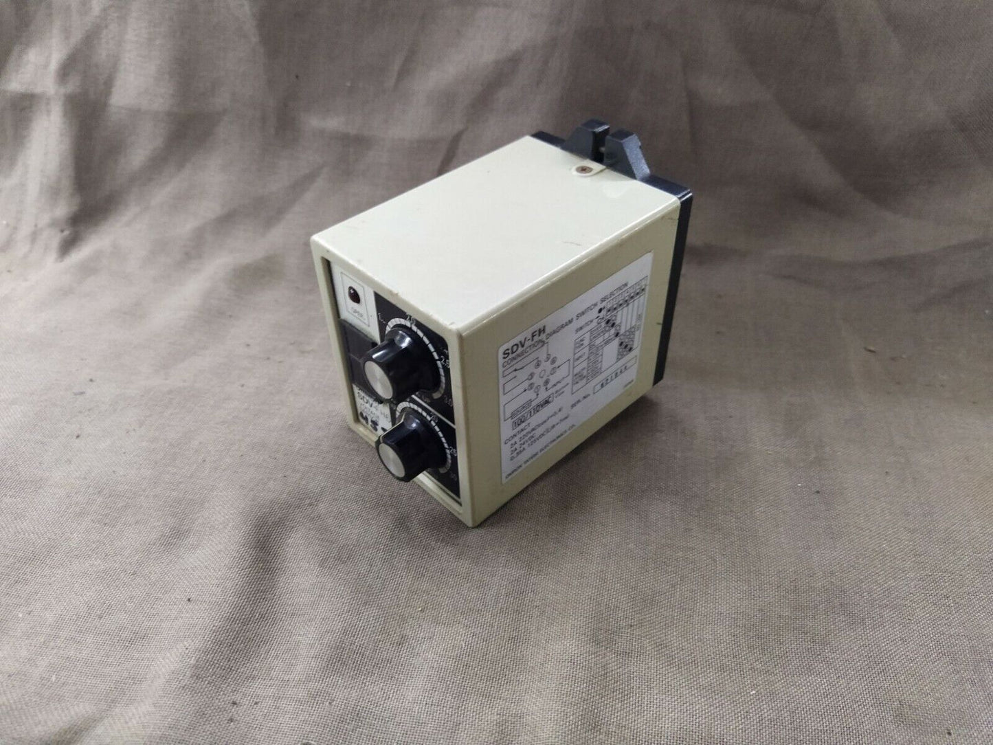 Omron SDV-FH6 Voltage Sensor 100-110V AC
