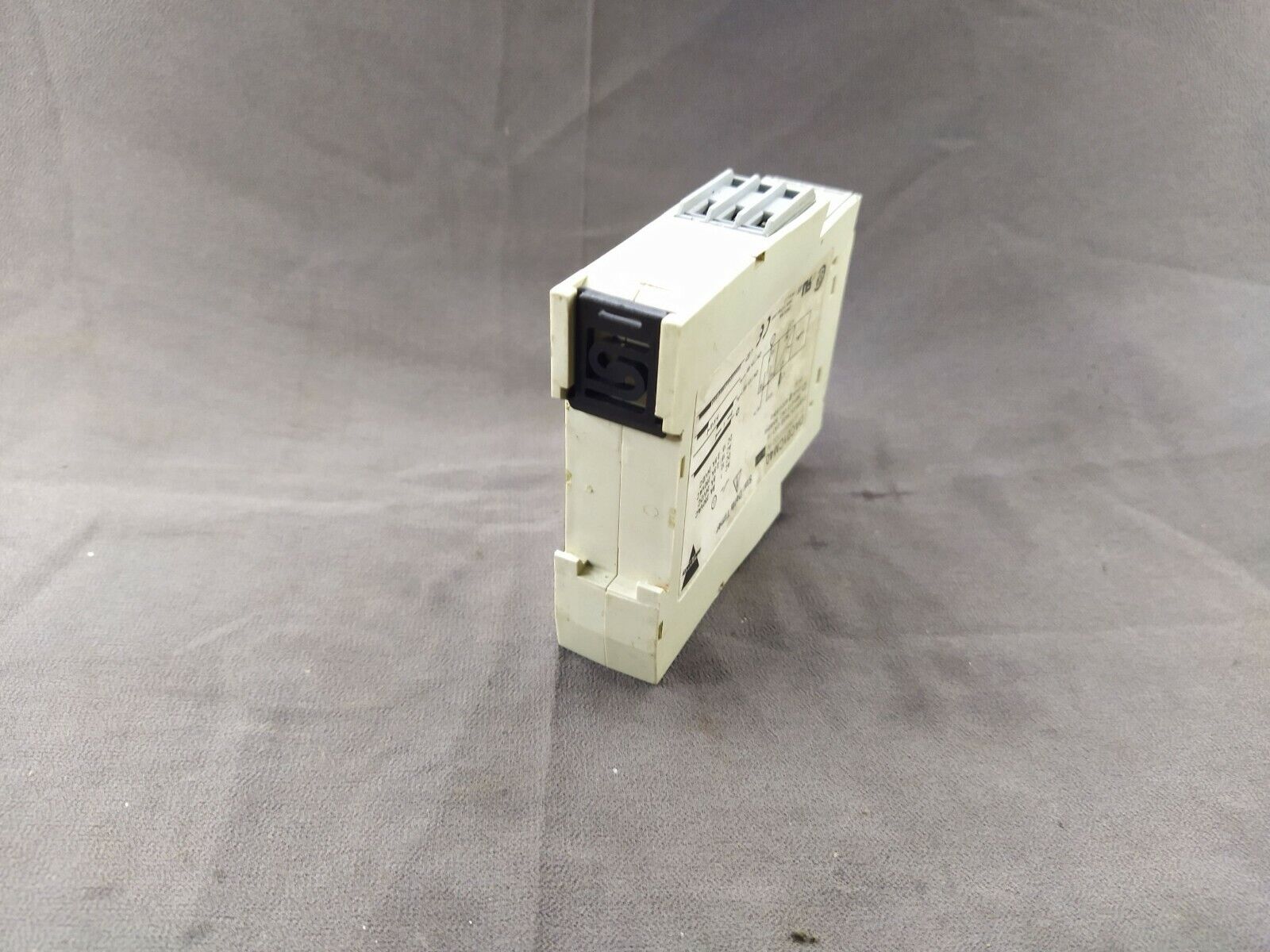Carlo Gavazzi DAC01 Star Delta Timer DAC01CM40 380-415 VAC BODY BEND 