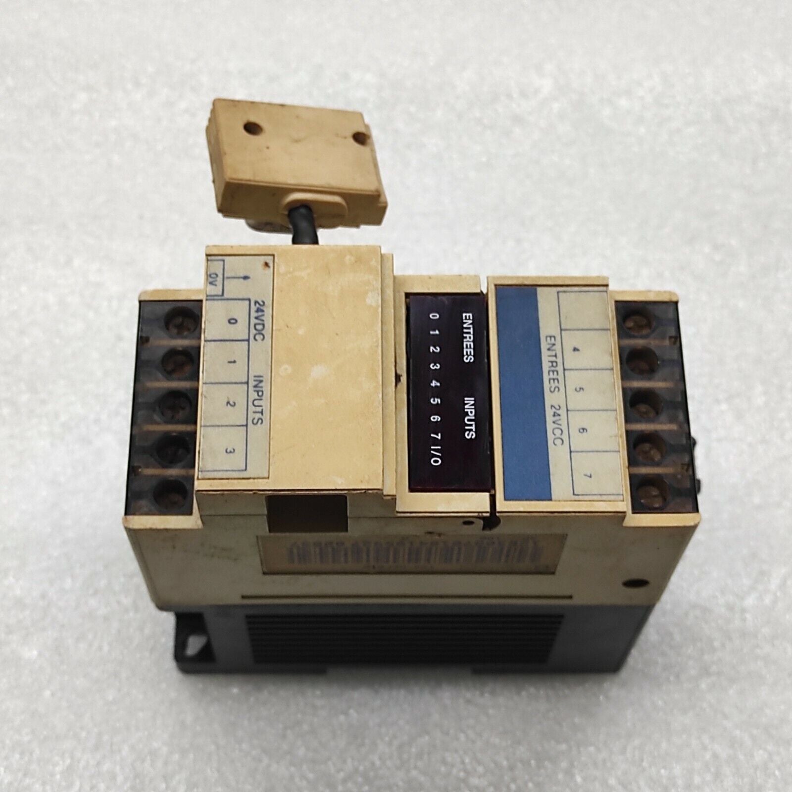 SE TSX DEF 812 INPUT MODULE TSXDEF812