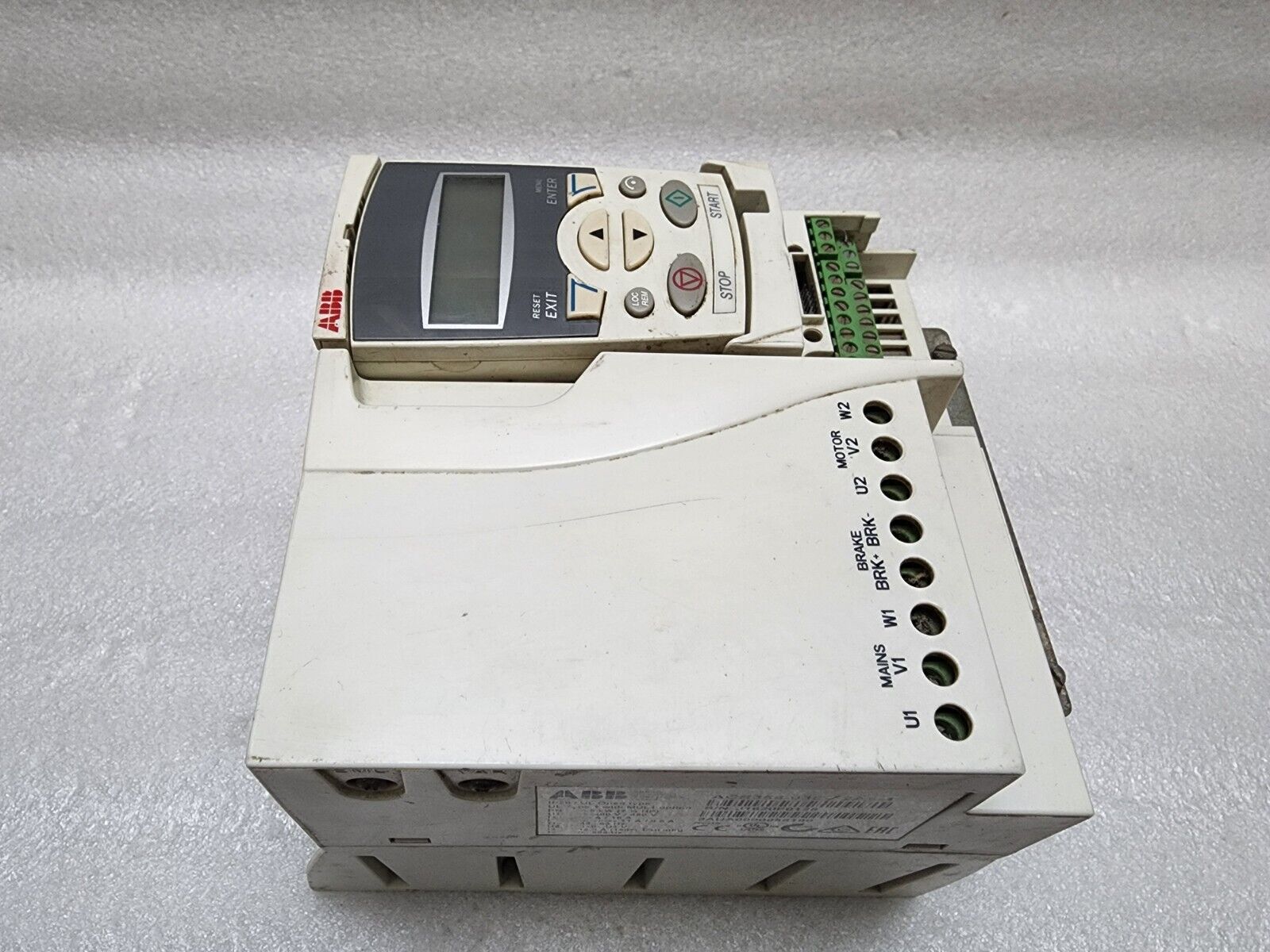 ABB ACS355-03E-12A5-4 AC DRIVE 3AUA0000058190 5.5kW 7.5HP