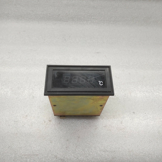 MURAYAMA DENKI DM-6042A DIGITAL THERMOMETER 90-125V