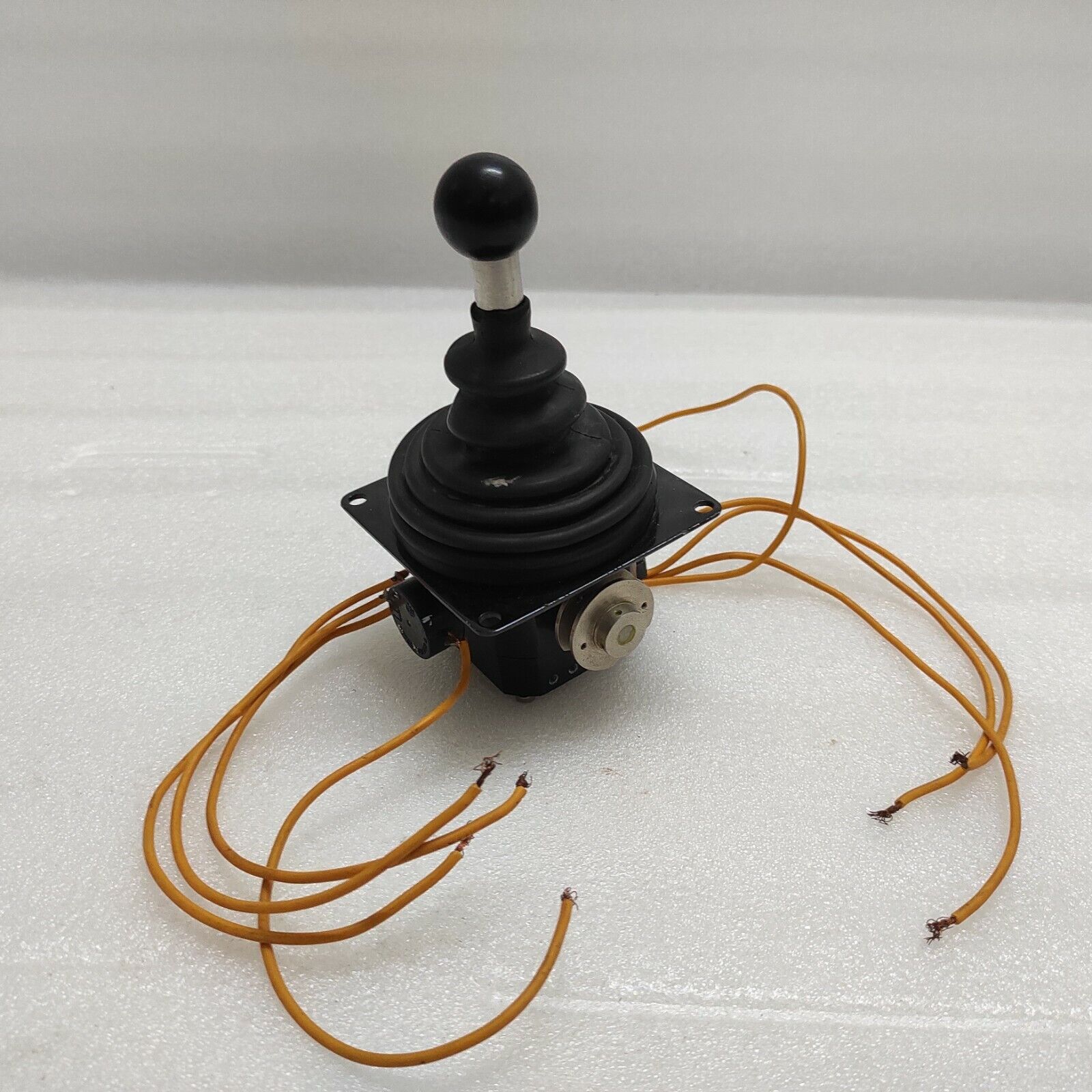 ETI SYSTEMS J50-CR2T4-SMB JOYSTICK CONTROLLER