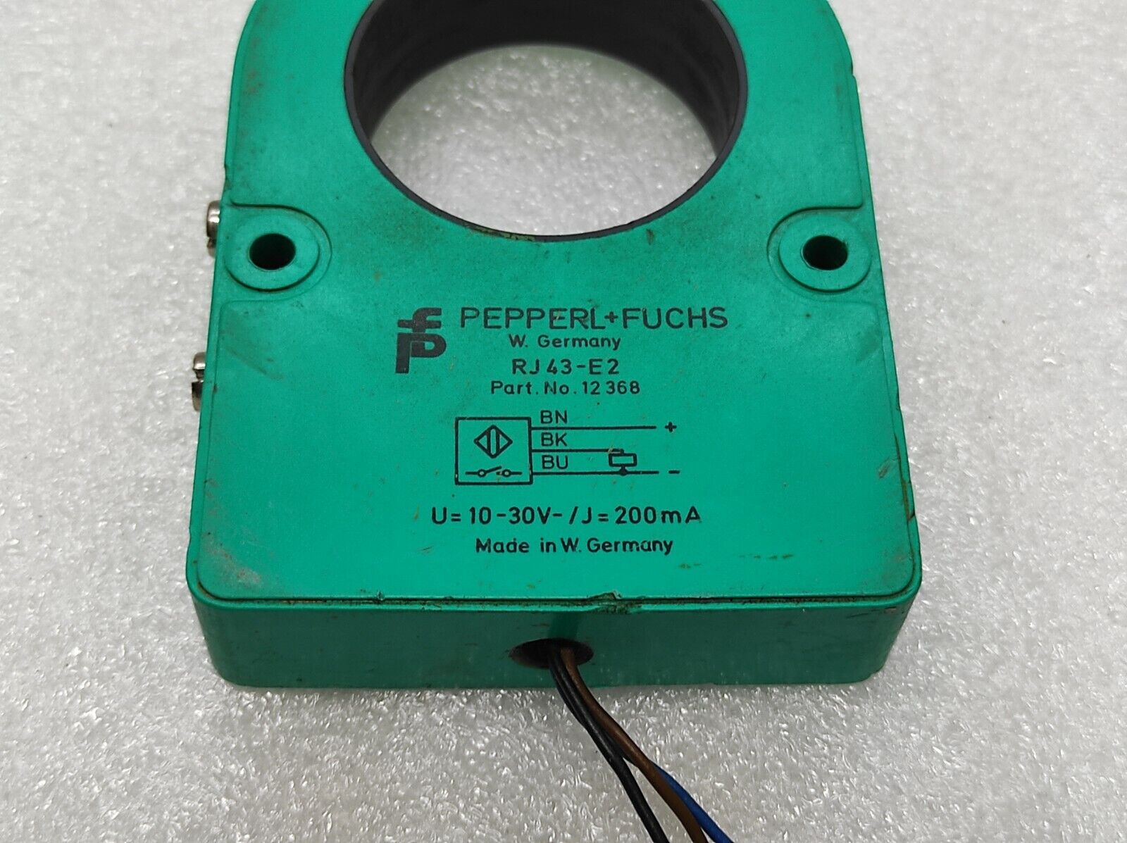 PEPPERL + FUCHS RJ43-E2 INDUCTIVE RING SENSOR 12368