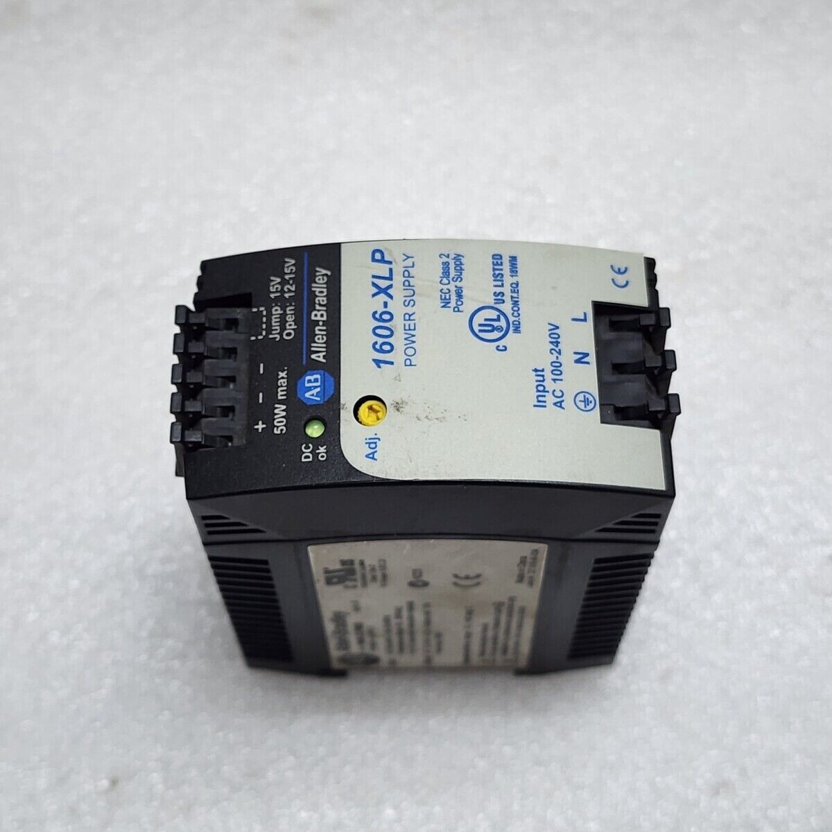 ALLEN BRADLEY 1606-XLP POWER SUPPLY CAT 1606-XLP50B 12-15VDC 4.2A