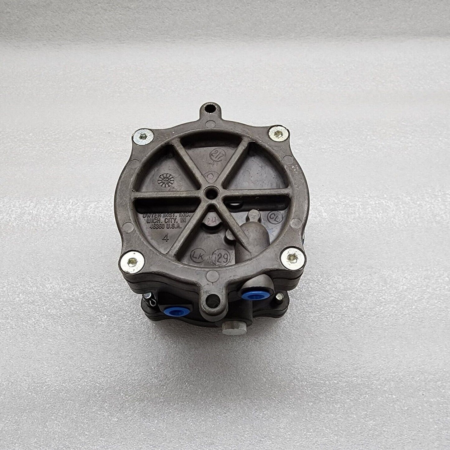 DWYER 1950G-0-B-24 PRESSURE SWITCH