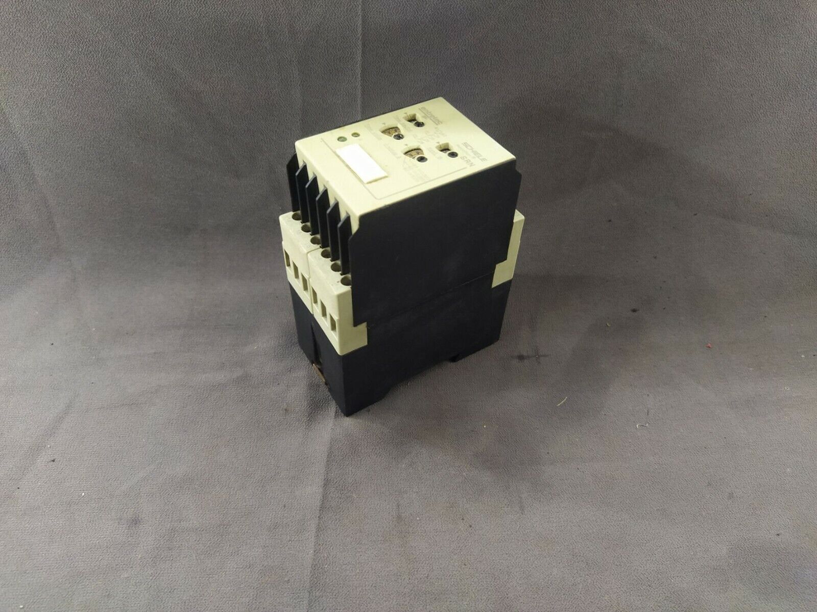 Schiele SRN Mecotron 2-450-121-00 Current Monitoring Relay 220-240V 0.05-1s / 1.