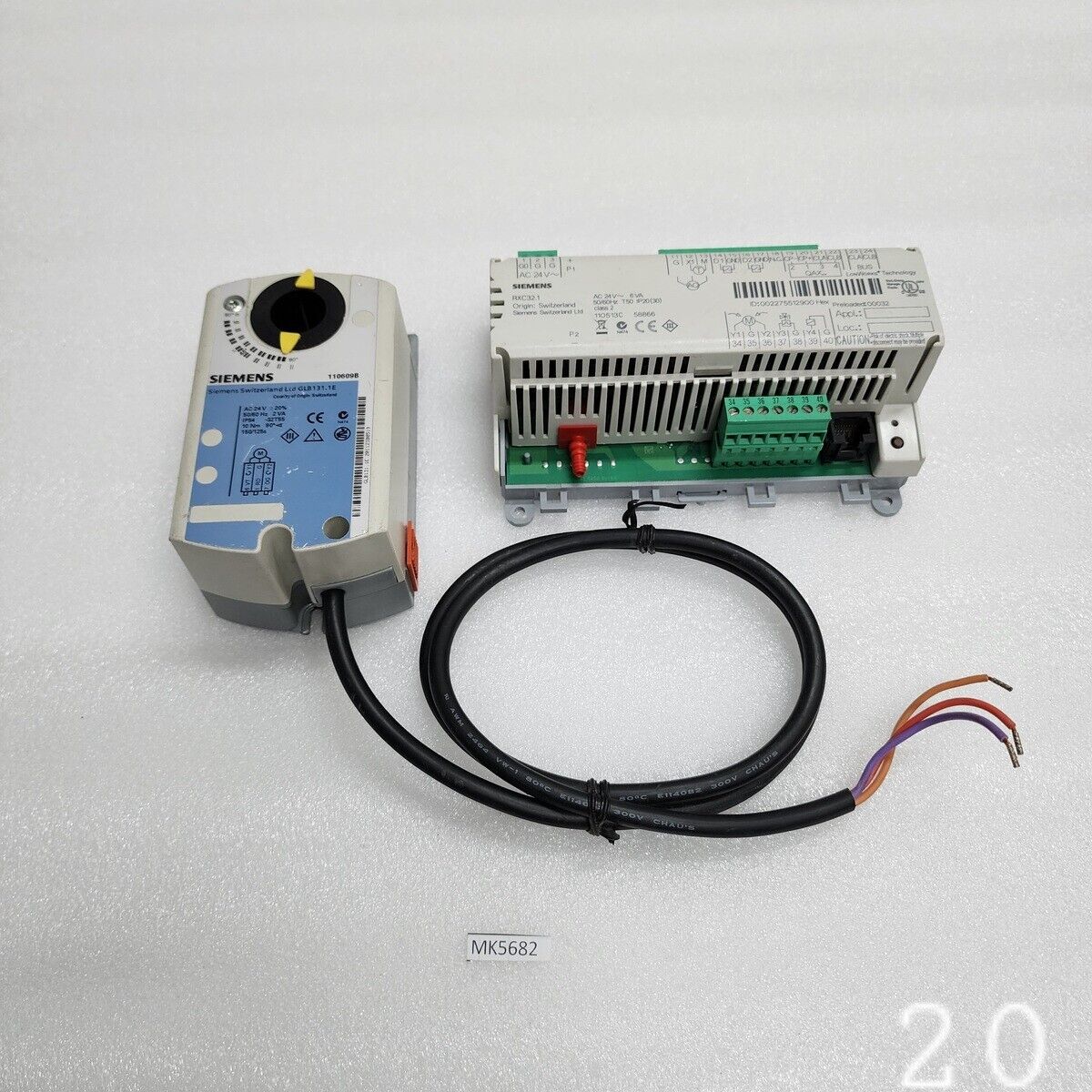 SIEMENS RXC32.1 CONTROLLER WITH GLB 131.1E ACTUATOR 24VAC