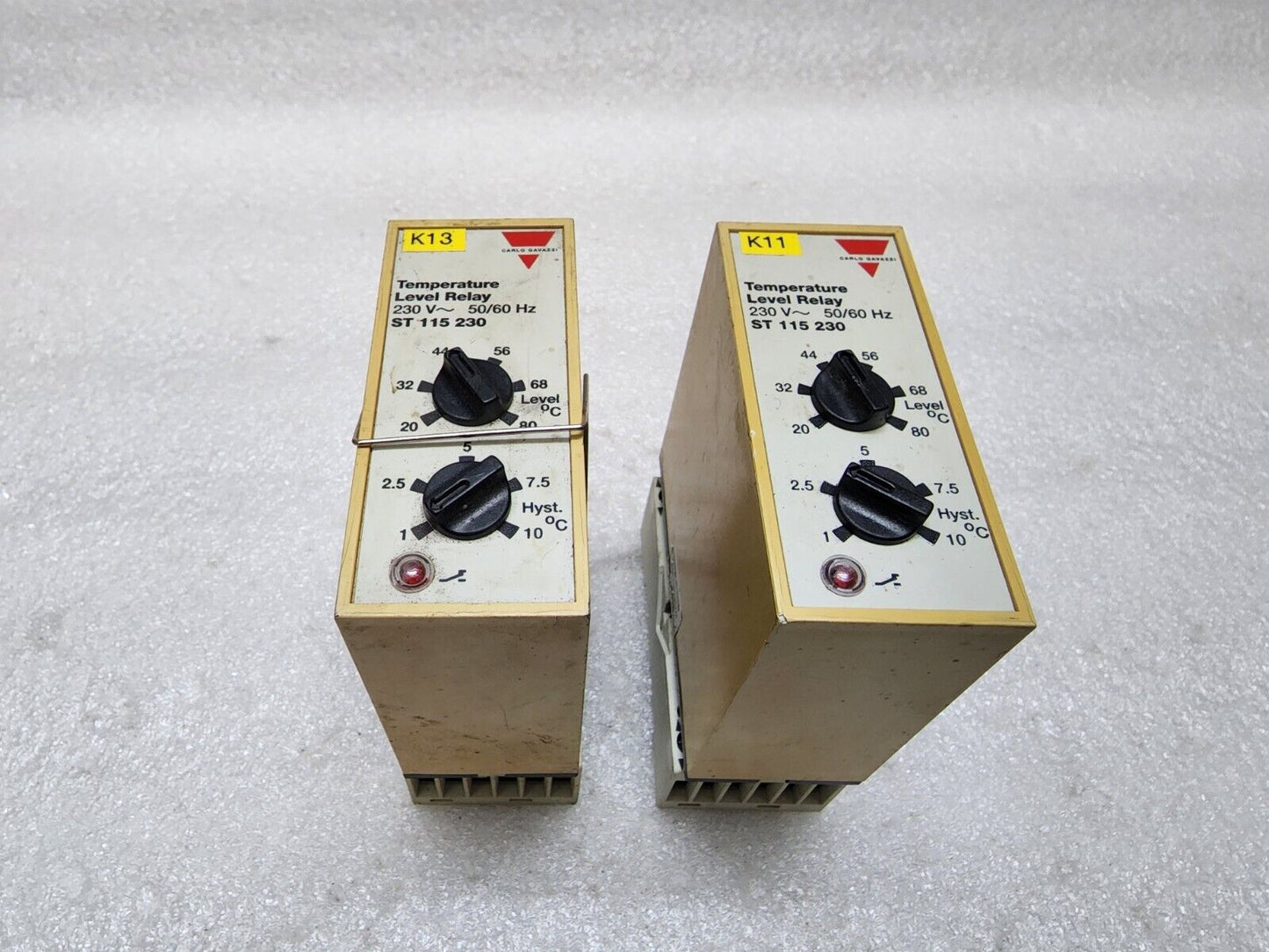 CARLO GAVAZZI ST115230 TEMPERATURE LEVEL RELAY 230V