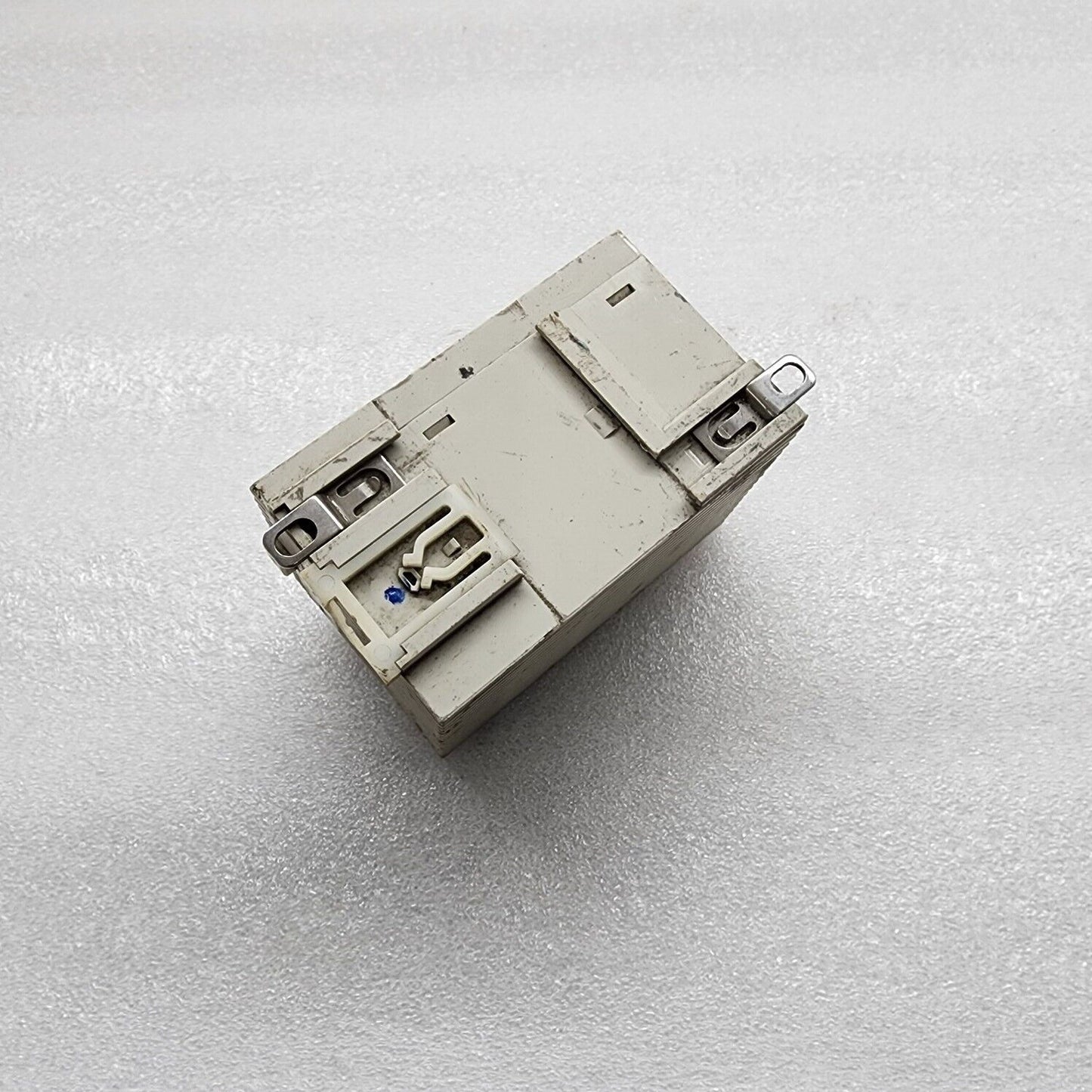 DELTA DVPPS02 PLC POWER SUPPLY MODULE 100-240V