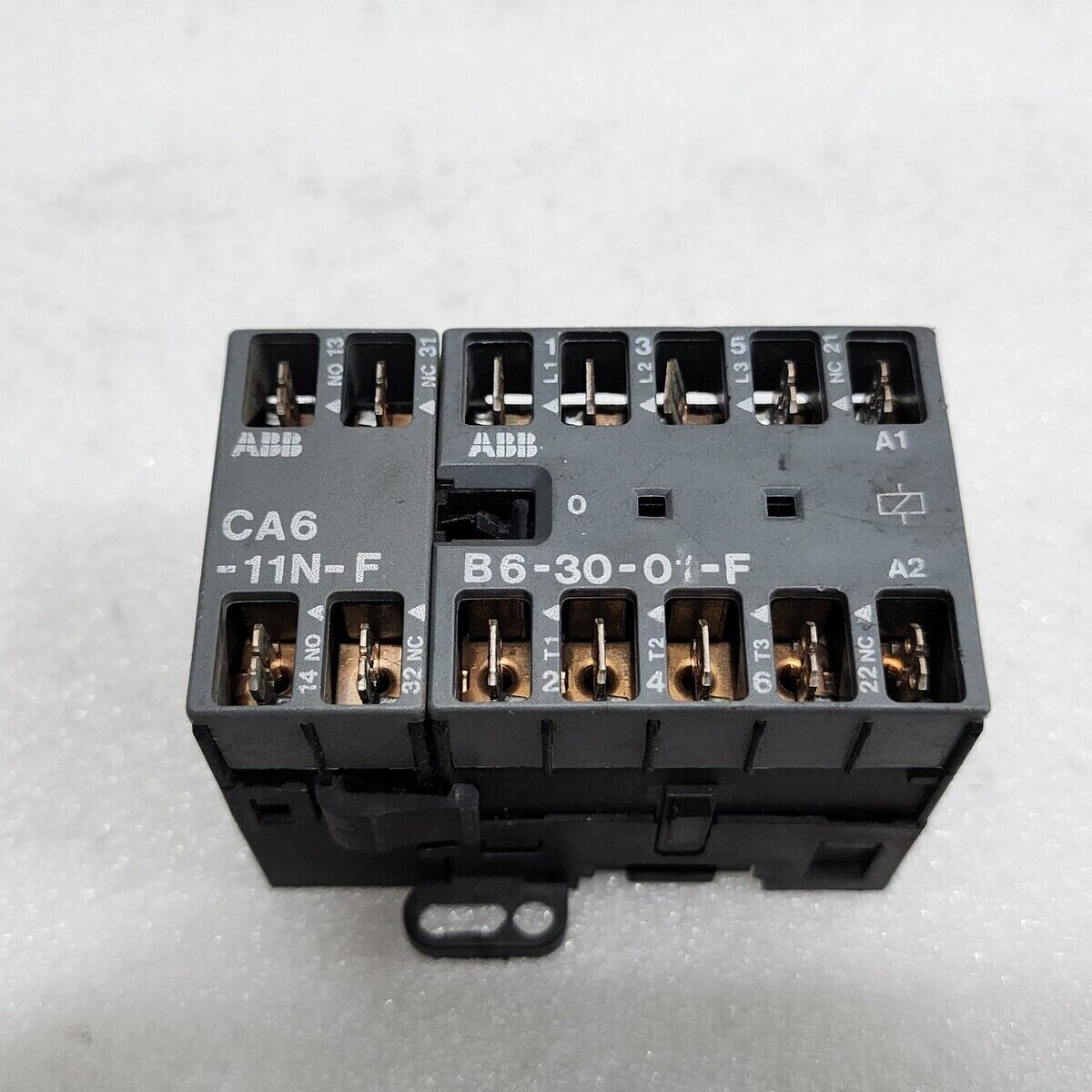 ABB CA6-11N-F AUXILIARY CONTACT B6-30-01-F