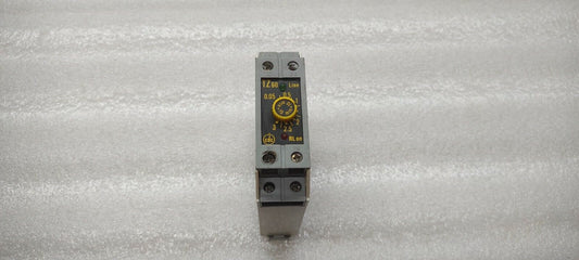 CDC TZ60 24V AC-DC 0.05-3 10MINUTE TIMER RELAY