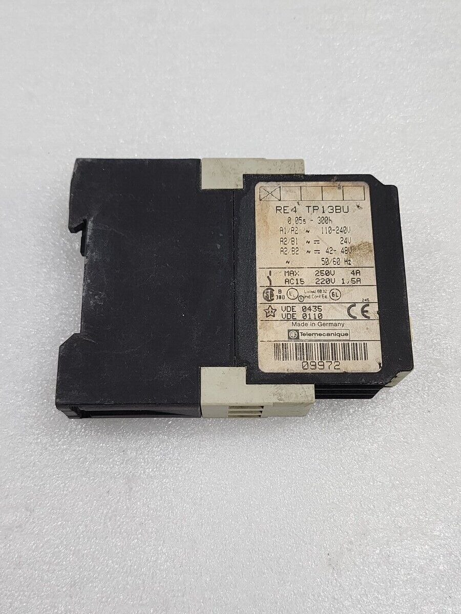 TELEMECANIQUE RE4 TP13BU TIME DELAY RELAY 09972 110-240V/24V/42-48V 0.05S-300H