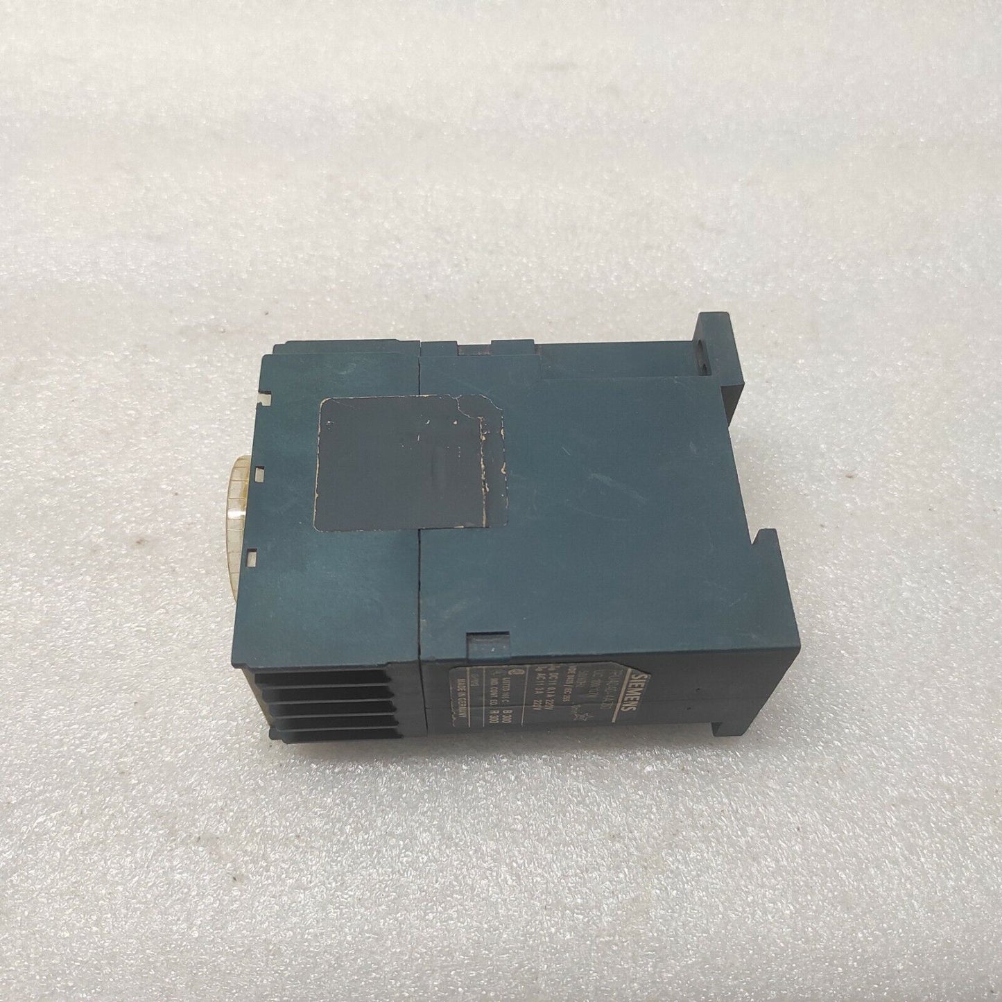 SIEMENS 7PU4040-4AJ30 TIME RELAY 100-127V 0-10MIN