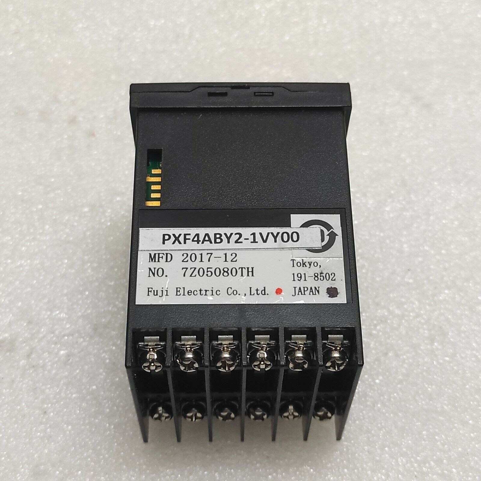 FUJI ELECTRIC PXF4 TEMPERATURE CONTROLLER PXF4ABY2-1VY00 100-240VAC