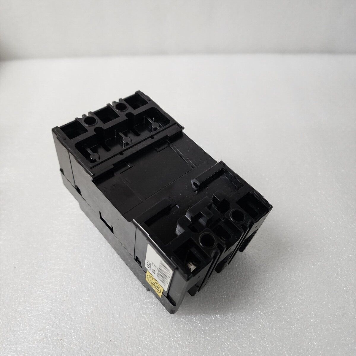 TOSHIBA ES50 3-POLE CIRCUIT BREAKER 50A