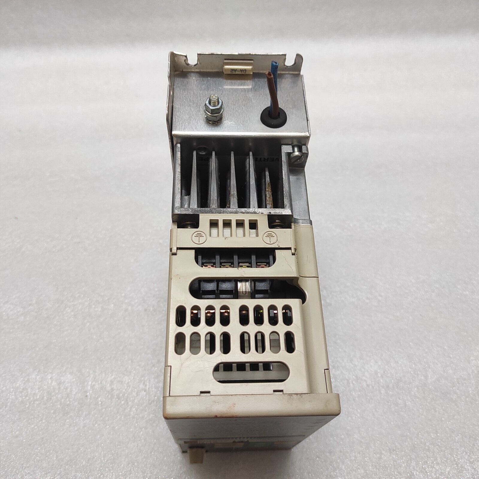 OMRON SYSDRIVE 3G3MV-AB004 AC-DRIVE 0.55kW 200-240V