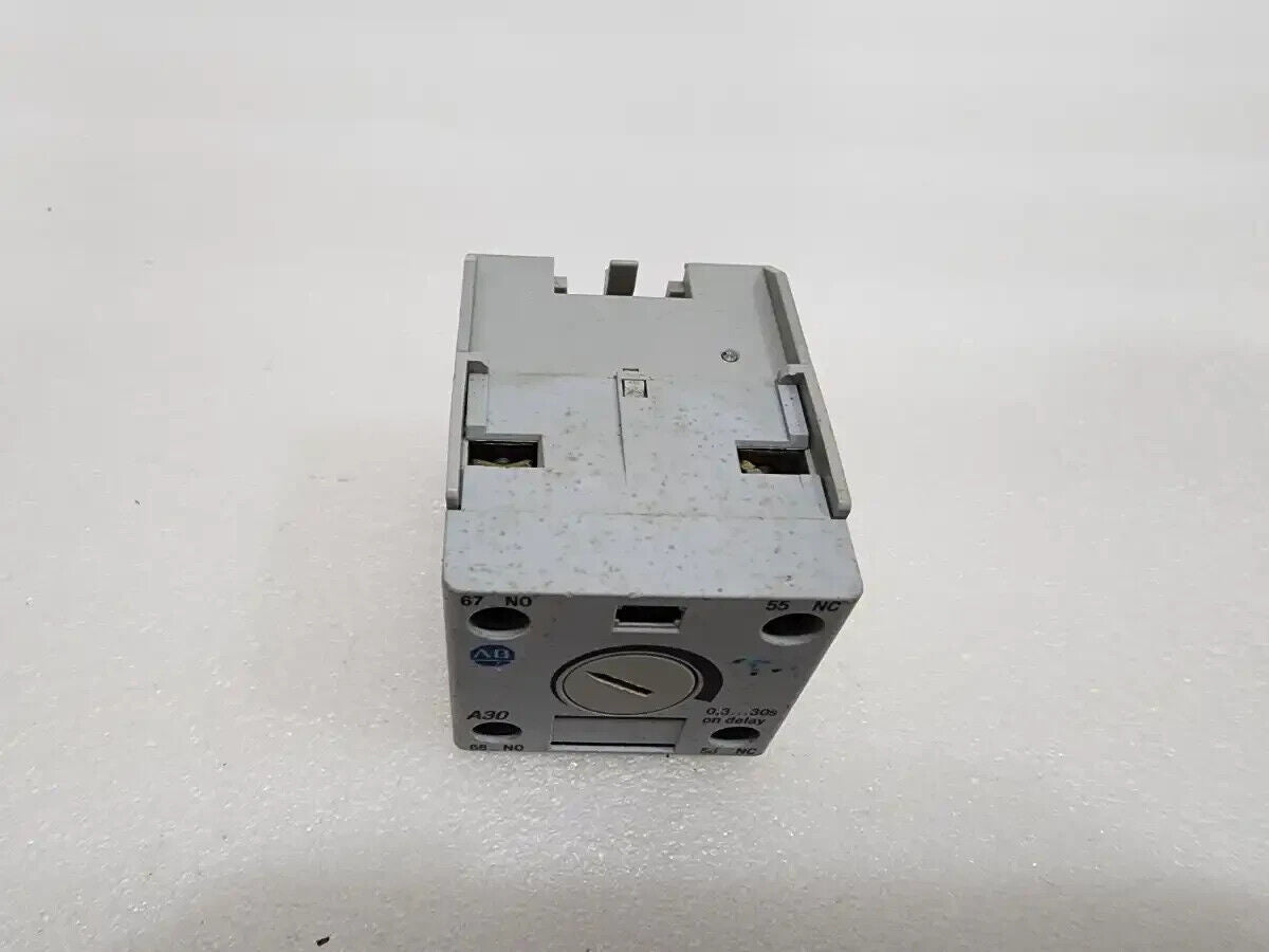 ALLEN BRADLEY CAT 100-FPT PNEUMATIC OFF DELAY TIMER 3-30SEC