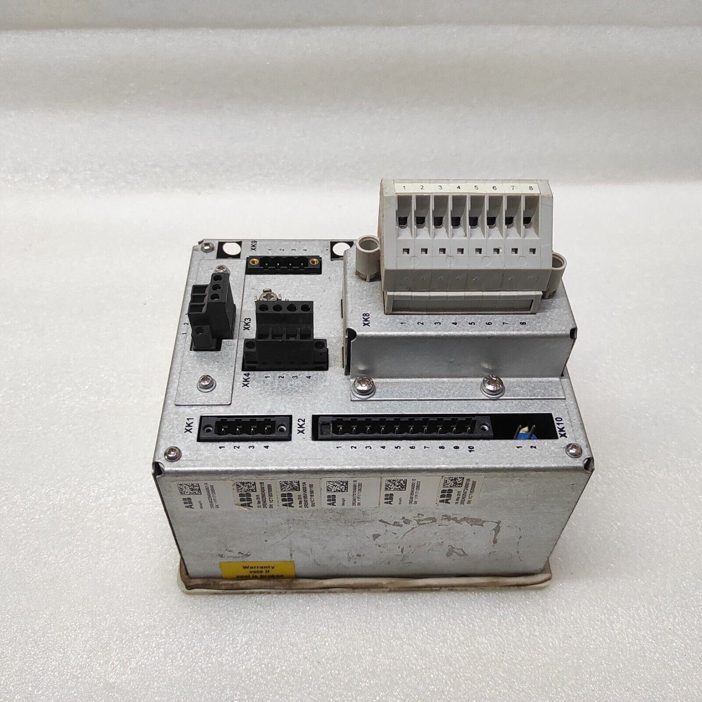 ABB REJ601 REJ601BD446BB1NH FEEDER PROTECTION RELAY 24-240V AC/DC