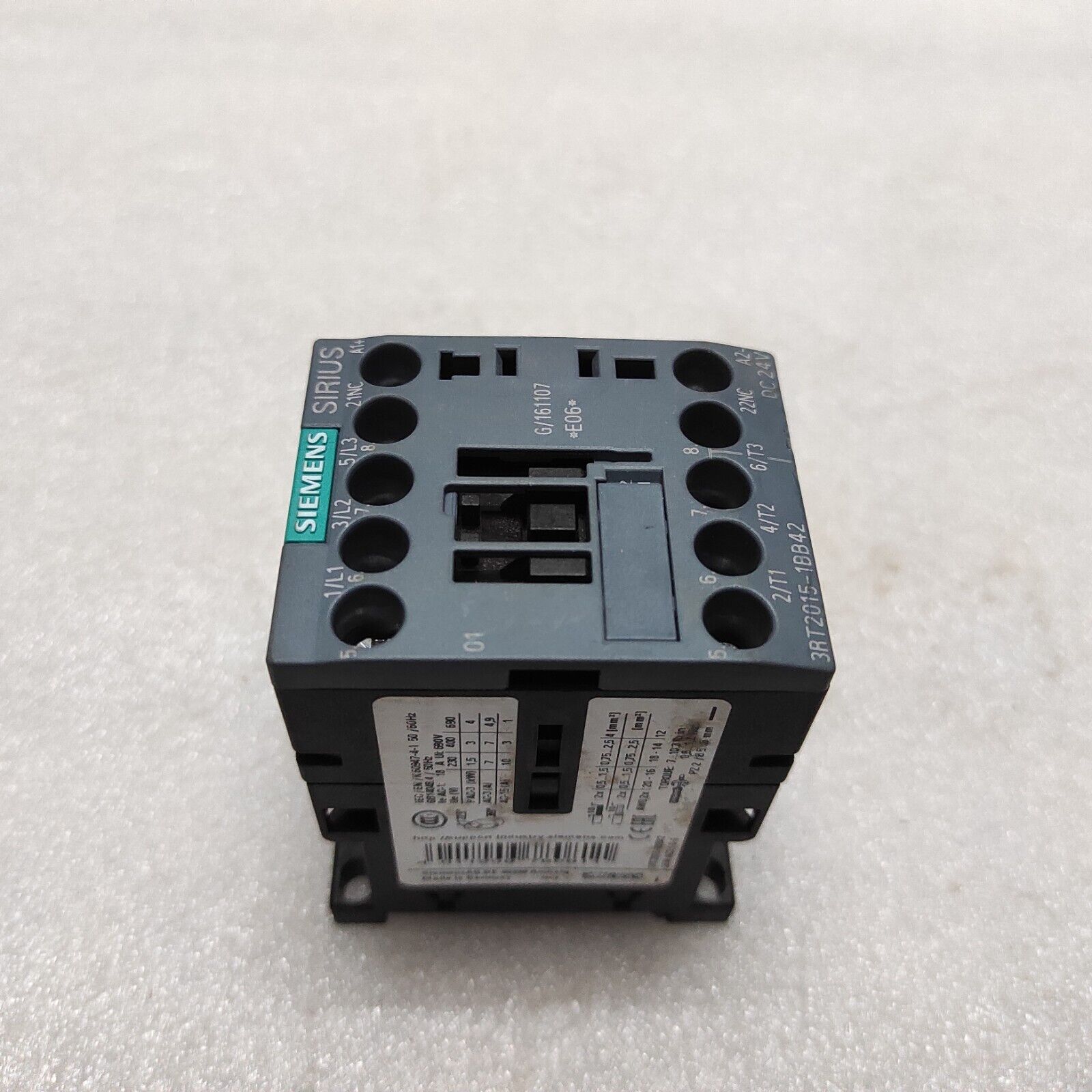 SIEMENS 3RT2015-1BB42 POWER RELAY CONTACTOR 24VDC