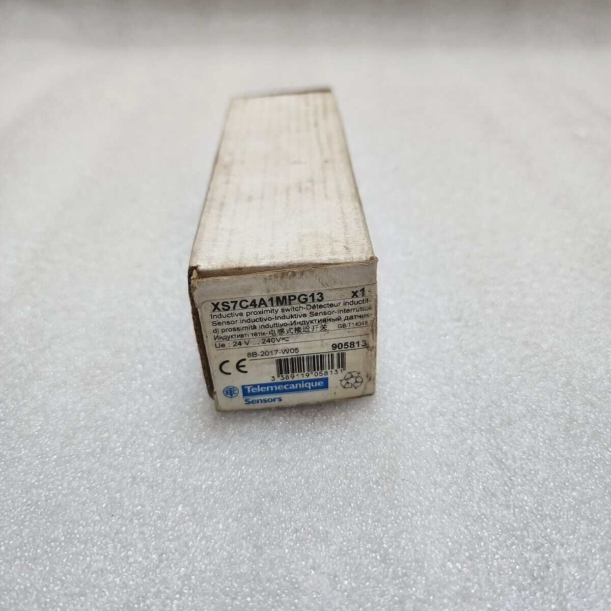 TELEMECANIQUE XS7C4A1MPG13 INDUCTIVE PROXIMITY SWITCH SENSOR 24-240V AC/DC