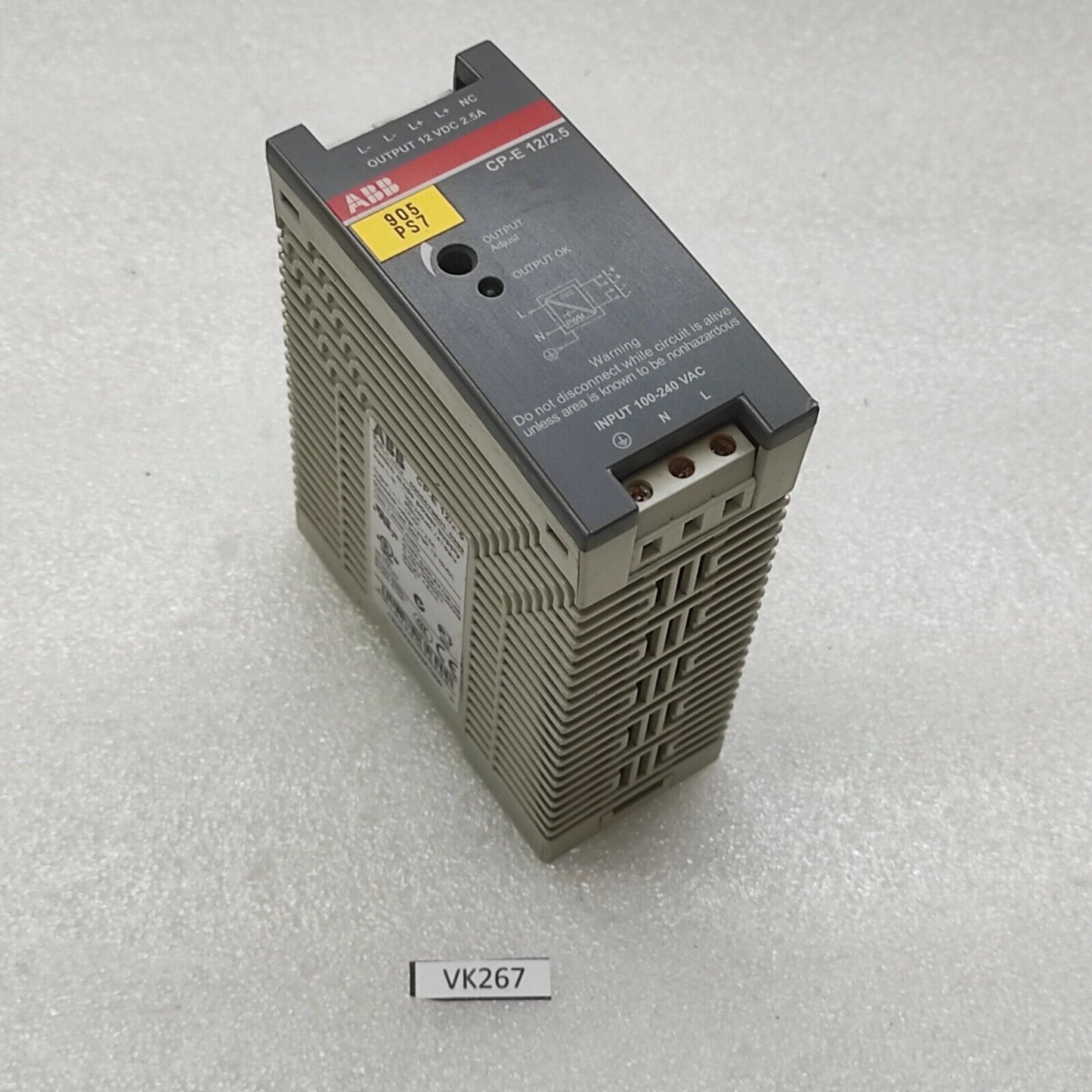 ABB CP-E 12/2.5 POWER SUPPLY 1SVR427032R1000 12VDC 2.5A LOT OF 2 UNIT