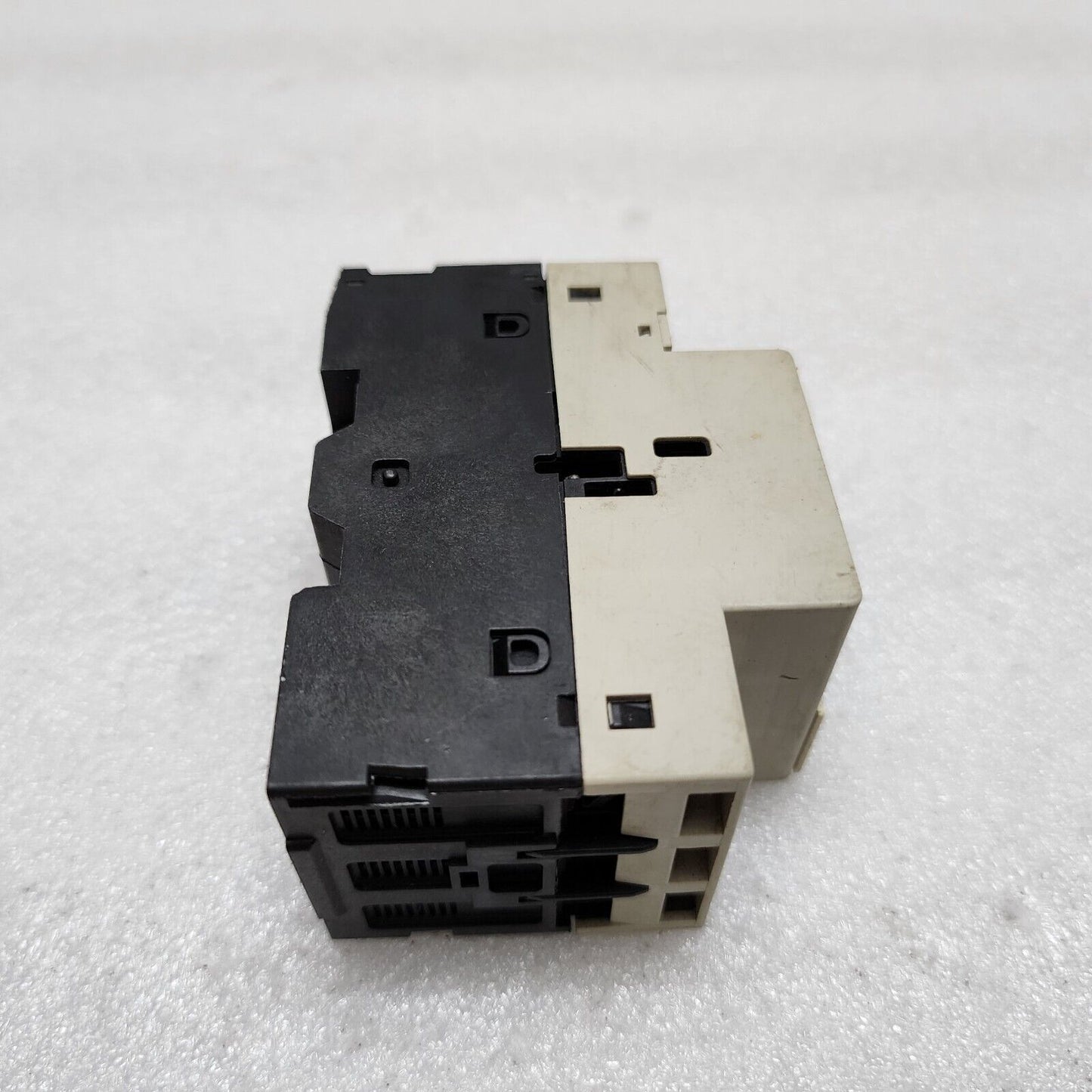 TELEMECANIQUE GV2-M03 CIRCUIT BREAKER MOTOR PROTECTION 0.25-0.4A LOT OF 30 UNIT