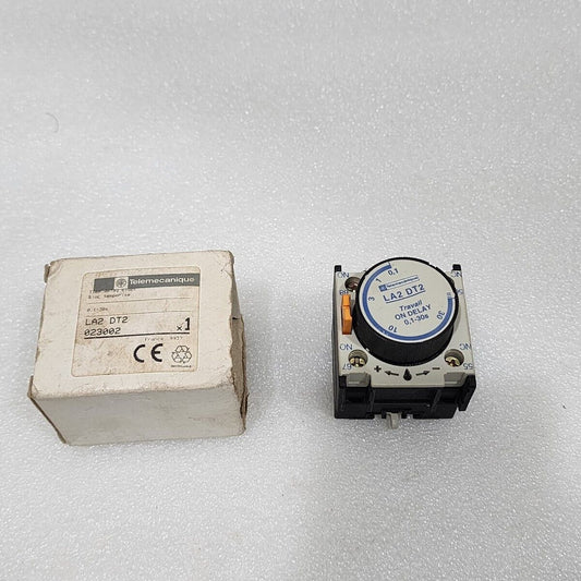 TELEMECANIQUE LA2 DT2 TRAVAIL ON DELAY TIMER 023002 0.1-30S