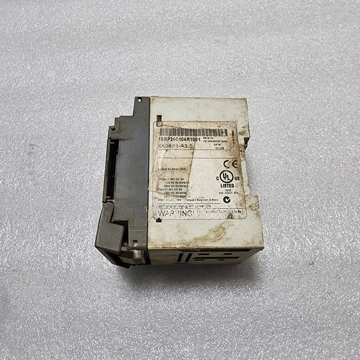 ABB XK08F1-A3.0 EXTENSION I/O MODULE 1SBP260104R1001 XK08F1 A3