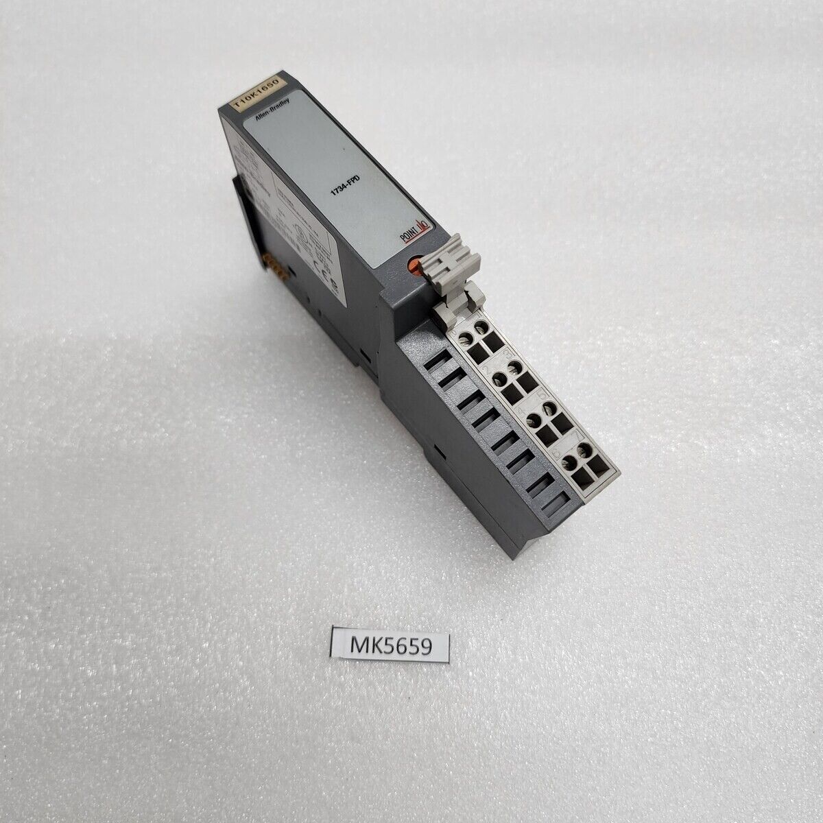 ALLEN BRADLEY CAT 1734-FPD FIELD SIDE VOLTAGE DISTRIBUTOR SER: B 96377472