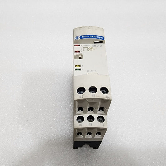 RM4TA32 3-PH NETWORK CONTROL RELAY 380-440V