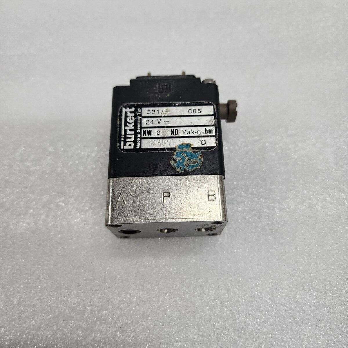BURKERT 331/F 085 SOLENOID VALVE 24VDC
