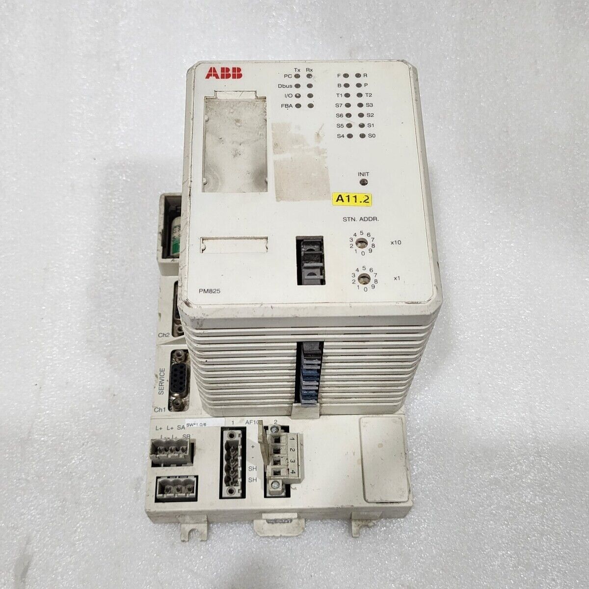 ABB PM825 PROCESSOR MODULE 3BSE010796R1 BODY DAMAGE BROKEN DISCOUNTED PRICE