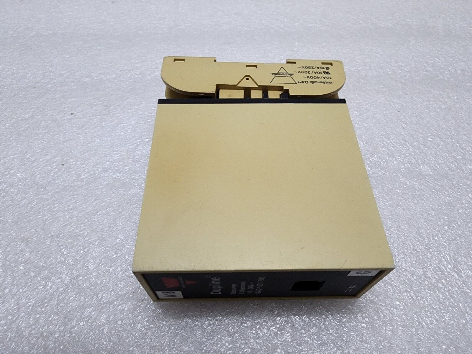 CARLO GAVAZZI GAD1501700 8-CH RECEIVER 10-30VDC